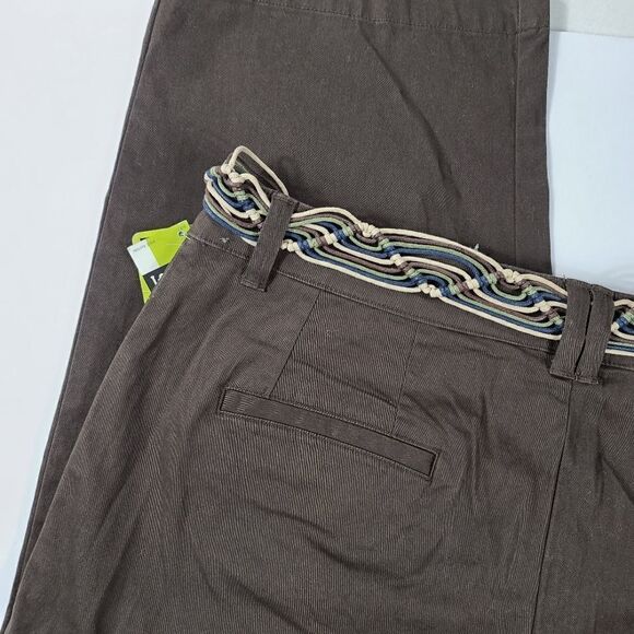 Lee Brown Woven Belt Capris - Picture 5 of 8